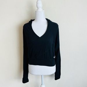 The North Face Black Criss Criss Surplice Wrap Hooded Long Sleeve Top Blouse